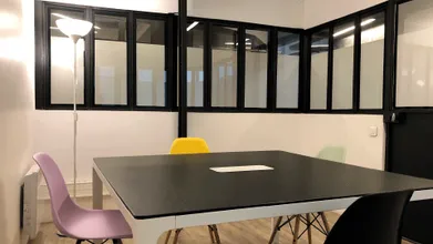 Le bureau, un espace privatisable chez Joueurz Montmartre au cœur du 18ème arrondissement à Paris
