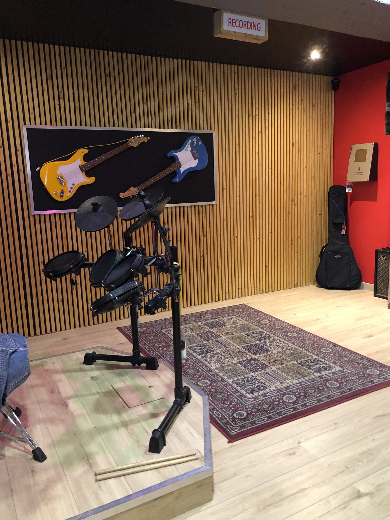 PLAQUETTE_STUDIO_1